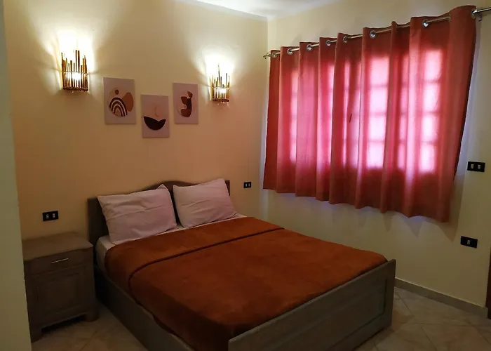 Happy Land Otel 3*